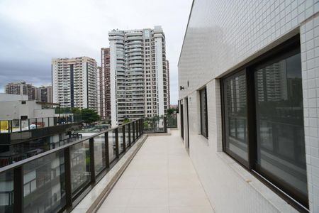 Terraço de apartamento para alugar com 3 quartos, 200m² em Barra da Tijuca, Rio de Janeiro