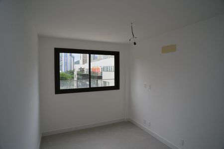 Apartamento para alugar com 200m², 3 quartos e 2 vagas Apartamento para alugar com 200m², 3 quartos e 2 vagasQuarto 2