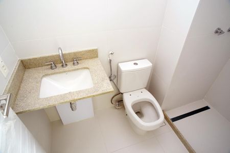 Apartamento para alugar com 200m², 3 quartos e 2 vagas Apartamento para alugar com 200m², 3 quartos e 2 vagasBanheiro Suíte