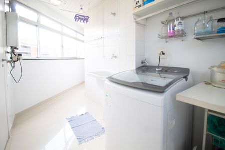 Apartamento à venda com 100m², 1 quarto e 1 vagaÁrea de serviço