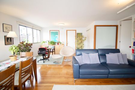 Apartamento à venda com 100m², 1 quarto e 1 vagaSala