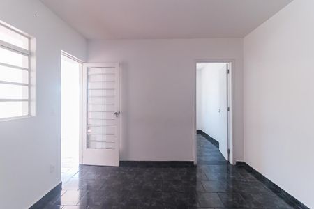 Casa para alugar com 178m², 3 quartos e 3 vagasSala