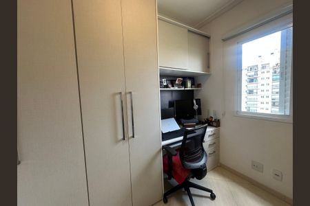 Apartamento para alugar com 74m², 2 quartos e 1 vagaQuarto