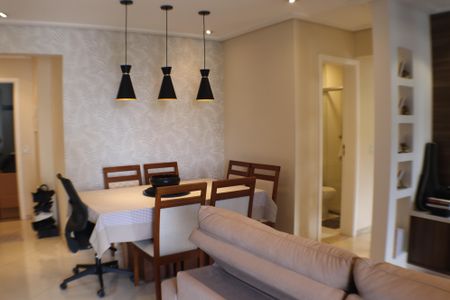 Apartamento para alugar com 74m², 2 quartos e 1 vagaSala