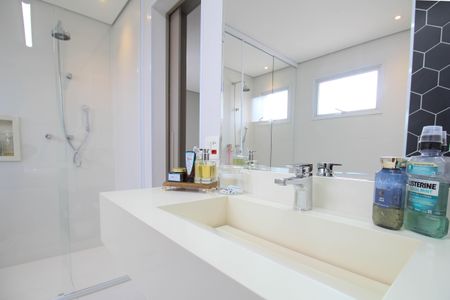 Apartamento à venda com 200m², 3 quartos e 5 vagasBanheiro Suíte Master 