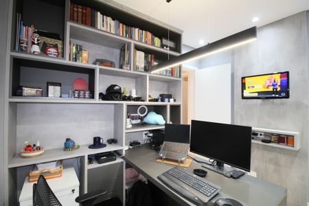 Apartamento à venda com 200m², 3 quartos e 5 vagasSuíte 2