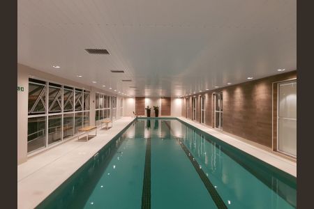 Apartamento à venda com 200m², 3 quartos e 5 vagasÁrea comum - Piscina