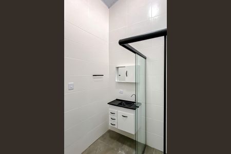 Casa para alugar com 120m², 2 quartos e 2 vagasBanheiro Social