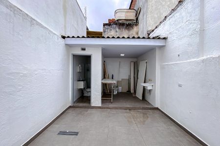 Casa para alugar com 120m², 2 quartos e 2 vagasÁrea externa