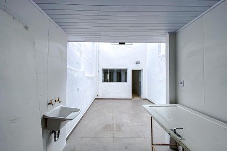 Casa para alugar com 120m², 2 quartos e 2 vagasÁrea de Serviço