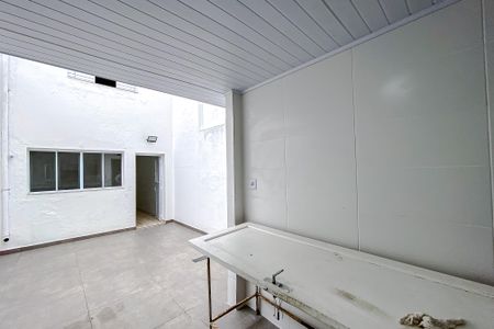 Casa para alugar com 120m², 2 quartos e 2 vagasÁrea de Serviço