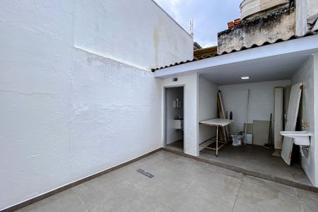Casa para alugar com 120m², 2 quartos e 2 vagasÁrea externa