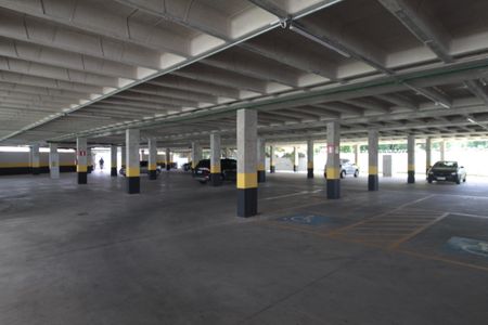 Apartamento à venda com 80m², 3 quartos e 2 vagasGaragem