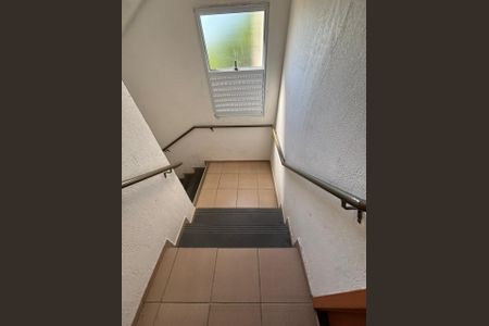 Apartamento à venda com 39m², 2 quartos e 1 vagaEscada