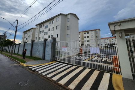 Apartamento para alugar com 43m², 2 quartos e 1 vagaFachada e portaria