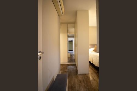 Apartamento à venda com 65m², 2 quartos e 1 vagaCorredor 