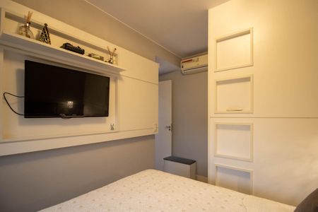 Suíte  de apartamento à venda com 2 quartos, 65m² em Jardim Vazani, São Paulo