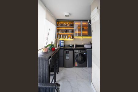 Apartamento à venda com 65m², 2 quartos e 1 vagaVaranda/Área de serviço 