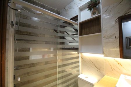 Casa de condomínio à venda com 118m², 3 quartos e 1 vagaBanheiro social 1