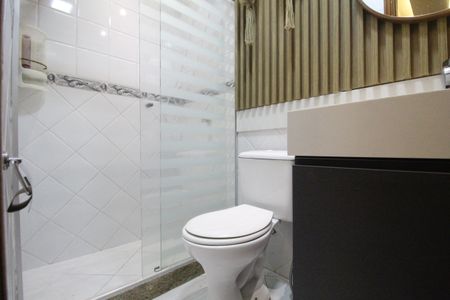 Casa de condomínio à venda com 118m², 3 quartos e 1 vagaBanheiro social 2