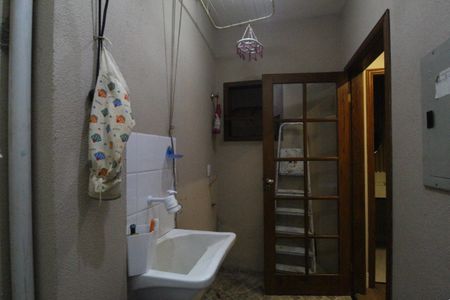 Casa de condomínio à venda com 118m², 3 quartos e 1 vagaÁrea de serviço