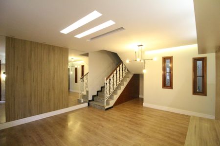 Casa de condomínio à venda com 118m², 3 quartos e 1 vagaSala