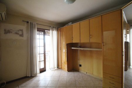 Casa de condomínio à venda com 118m², 3 quartos e 1 vagaSuíte