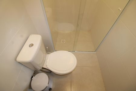 Apartamento para alugar com 55m², 2 quartos e sem vagaBanheiro