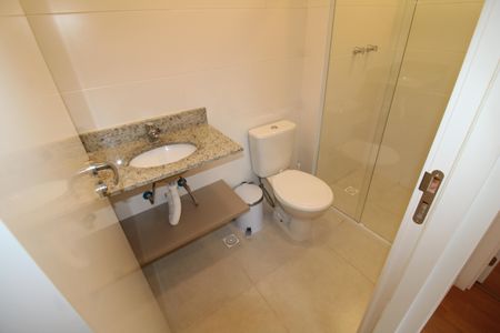 Apartamento para alugar com 55m², 2 quartos e sem vagaBanheiro