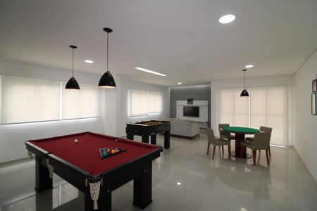 Apartamento para alugar com 55m², 2 quartos e sem vagaÁrea Comum