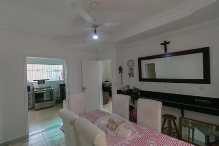 Casa à venda com 3 quartos, 360m² em Vila Cloris, Belo Horizonte