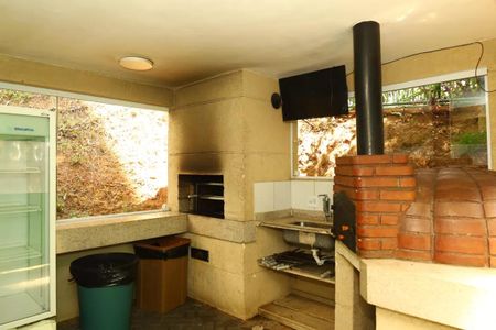 Apartamento para alugar com 60m², 2 quartos e 1 vagaÁrea comum - Churrasqueira