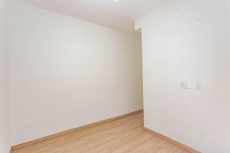 Quarto 2 de apartamento para alugar com 2 quartos, 38m² em Vila Vermelha, São Paulo