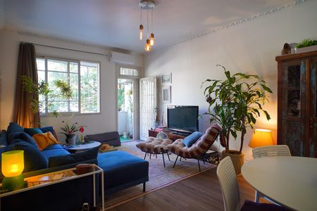 Sala  de apartamento para alugar com 3 quartos, 111m² em Petrópolis, Porto Alegre