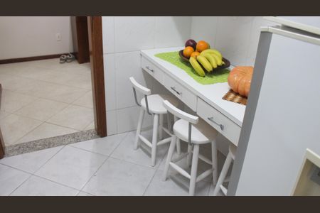 Apartamento à venda com 75m², 3 quartos e 2 vagasCozinha