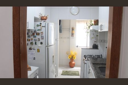 Apartamento à venda com 75m², 3 quartos e 2 vagasCozinha