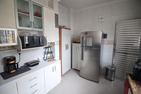 Apartamento à venda com 98m², 3 quartos e 2 vagasCozinha