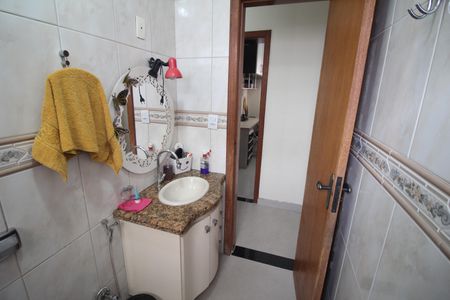 Apartamento à venda com 98m², 3 quartos e 2 vagasBanheiro