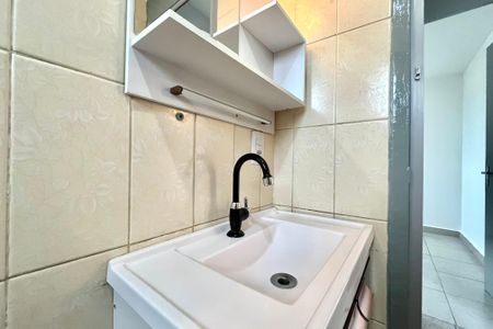 Apartamento para alugar com 63m², 2 quartos e 1 vaga Apartamento para alugar com 63m², 2 quartos e 1 vagaBanheiro