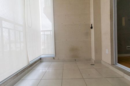 Apartamento para alugar com 69m², 2 quartos e 1 vagaVaranda