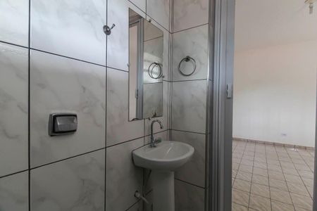 Casa para alugar com 79m², 2 quartos e sem vaga Casa para alugar com 79m², 2 quartos e sem vagaBanheiro