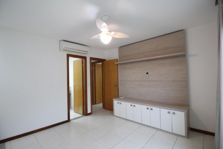 Casa de condomínio para alugar com 300m², 4 quartos e 3 vagasQuarto 4