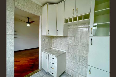 Apartamento à venda com 54m², 2 quartos e 1 vagaCozinha