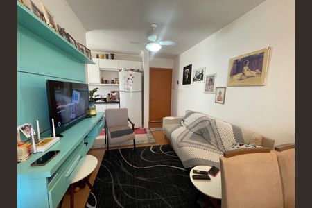 Apartamento à venda com 44m², 2 quartos e 1 vagaSala de TV