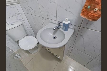 Casa de condomínio para alugar com 120m², 2 quartos e 2 vagas