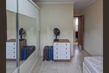 Casa de condomínio para alugar com 120m², 2 quartos e 2 vagas