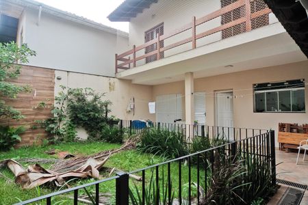 Casa à venda com 270m², 3 quartos e 2 vagasÁrea externa