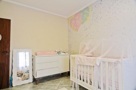 Casa à venda com 270m², 3 quartos e 2 vagasQuarto 2