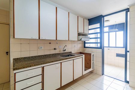 Apartamento à venda com 114m², 4 quartos e 2 vagasCozinha
