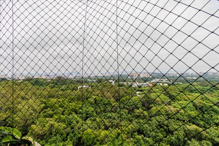 Apartamento à venda com 114m², 4 quartos e 2 vagasVaranda